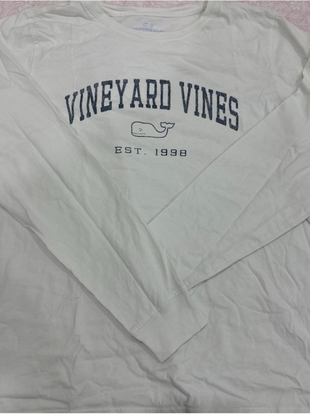 Vineyard Vines White Long-Sleeve Crewneck with Navy Logo